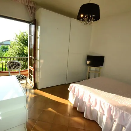Holiday home Belvilla By Oyo Serena Marina di Massa